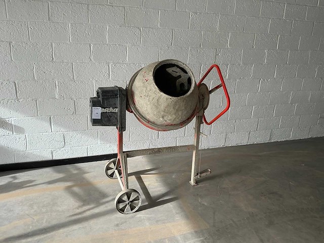 Lescha sm145s betonmolen - afbeelding 1 van  7