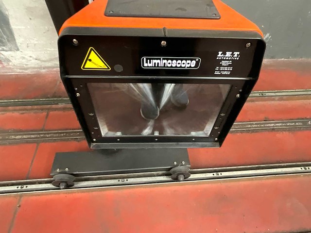 L.e.t. automotive luminoscope – koplichtafstelapparaat (kopllichttester) op railonderstel - afbeelding 2 van  8