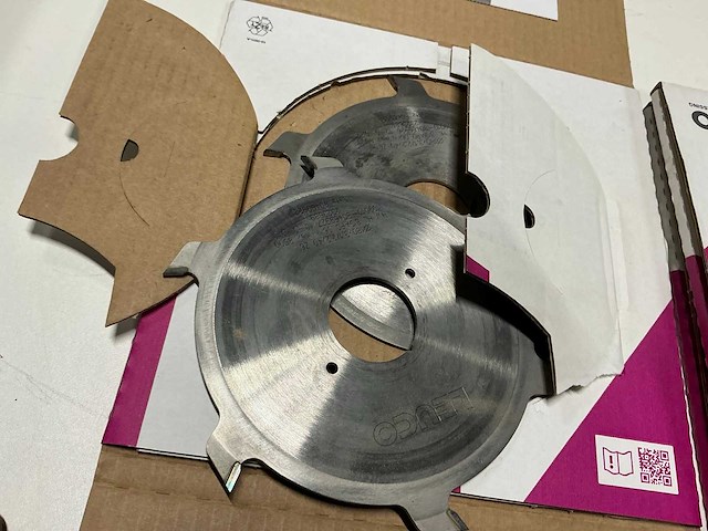 Leuco hout zaagblad (8x) - afbeelding 3 van  4