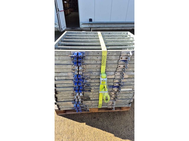 Leuning 1036 verstelbaar - various staging - afbeelding 1 van  2