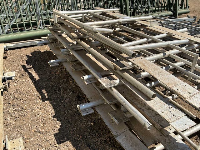 Leuning - afbeelding 4 van  4