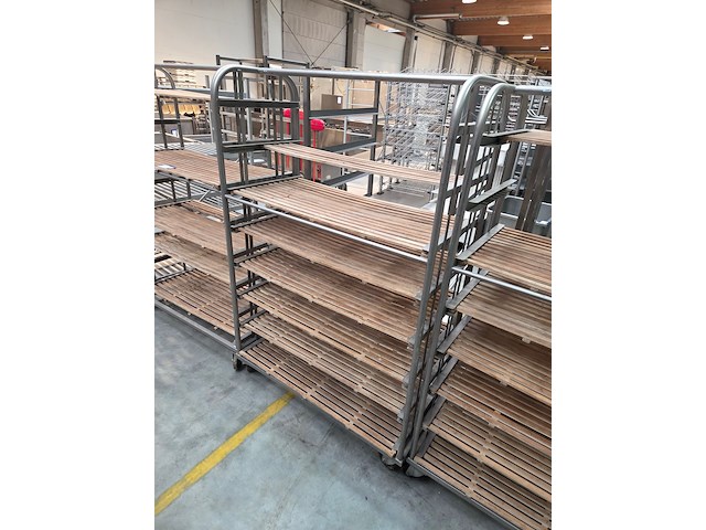 Leventi - afbeelding 4 van  4