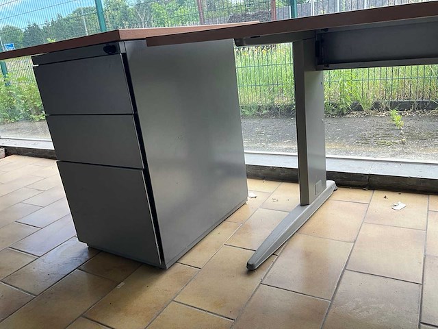 Levira bureau - afbeelding 2 van  4