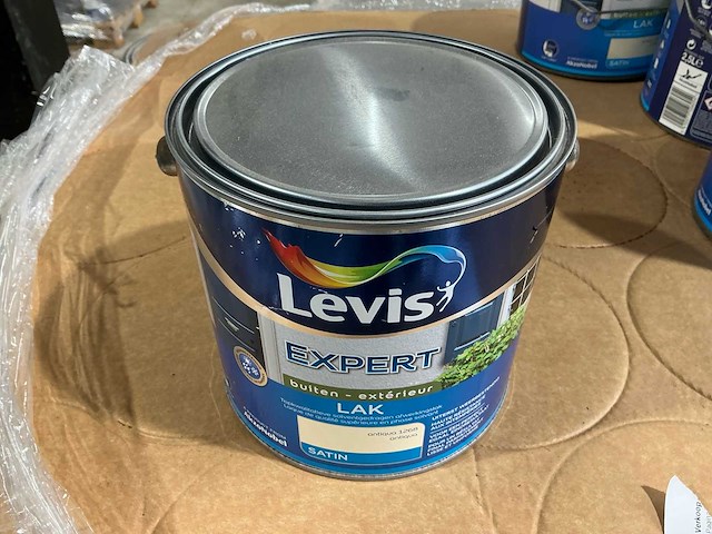 Levis buiten verf verf - afbeelding 3 van  4