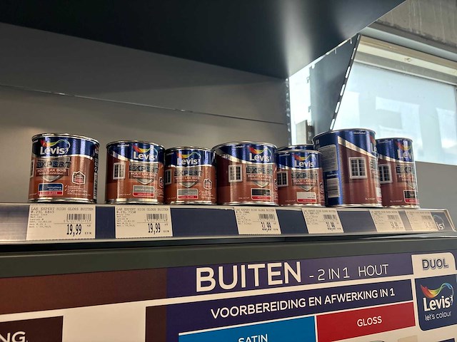 Levis diverse verf en houtlakken (110x) - afbeelding 11 van  20