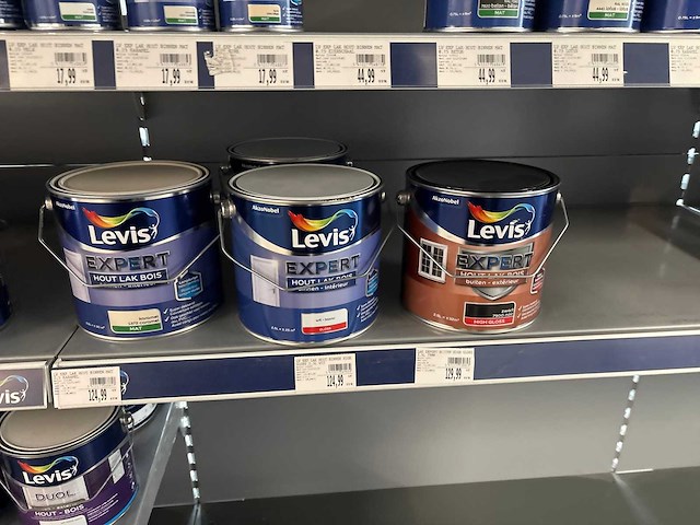 Levis diverse verf en houtlakken (110x) - afbeelding 19 van  20