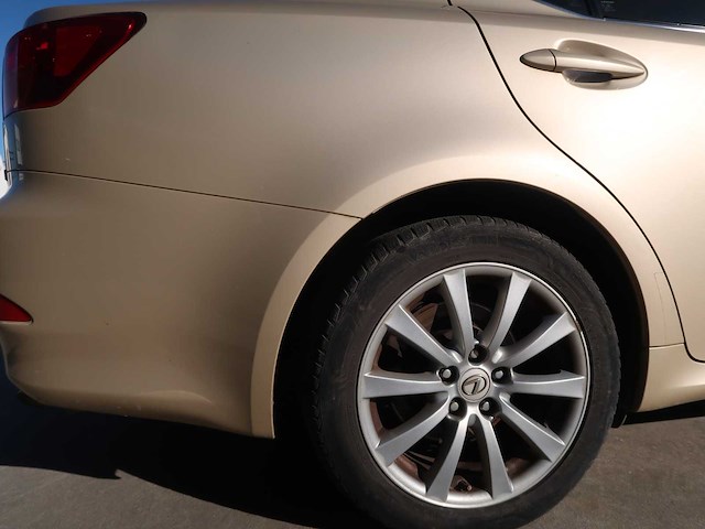 Lexus - is220d - classic cars >15 - afbeelding 3 van  64