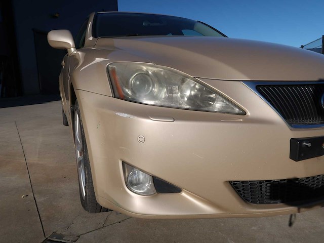 Lexus - is220d - classic cars >15 - afbeelding 6 van  64