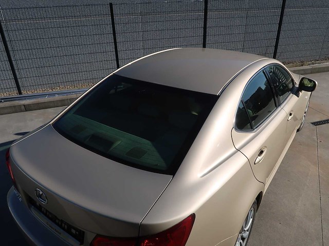 Lexus - is220d - classic cars >15 - afbeelding 13 van  64