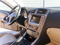 Lexus - is220d - classic cars >15 - afbeelding 33 van  64