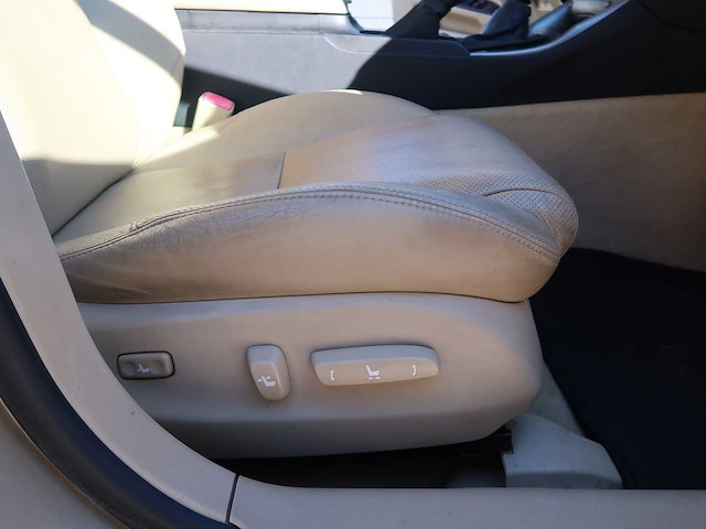 Lexus - is220d - classic cars >15 - afbeelding 35 van  64