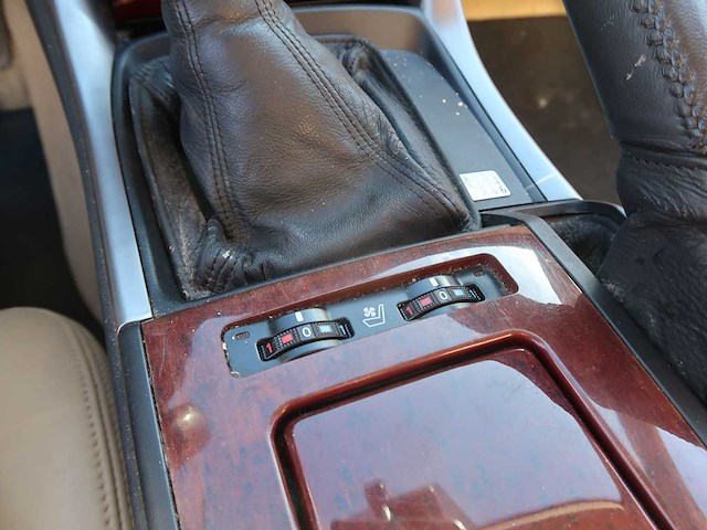 Lexus - is220d - classic cars >15 - afbeelding 47 van  64