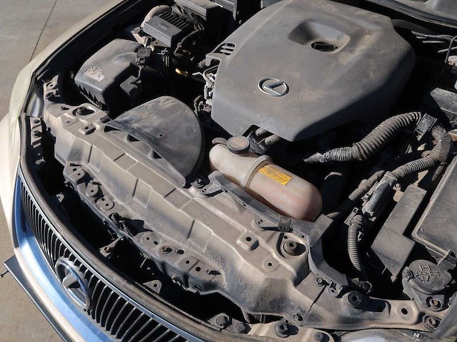 Lexus - is220d - classic cars >15 - afbeelding 54 van  64