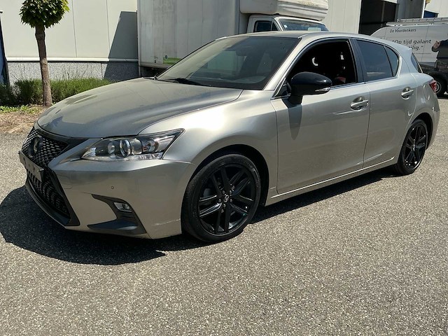 Lexus 2021 - ct200h - afbeelding 1 van  21