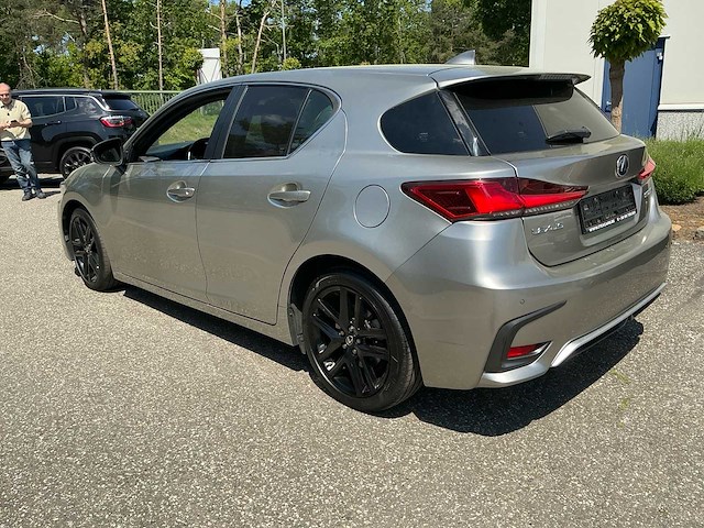 Lexus 2021 - ct200h - afbeelding 15 van  21