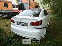 Lexus, enkel voor vergunninghouders en erkende centra voor verschrotting - afbeelding 4 van  8