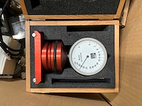 Leybold diavac dv 1000 vacuummeter + 55x diverse componenten - afbeelding 3 van  9