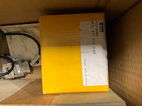 Leybold diavac dv 1000 vacuummeter + 55x diverse componenten - afbeelding 6 van  9