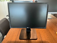 Lg 228k55wy 22” monitor (3x) - afbeelding 1 van  3