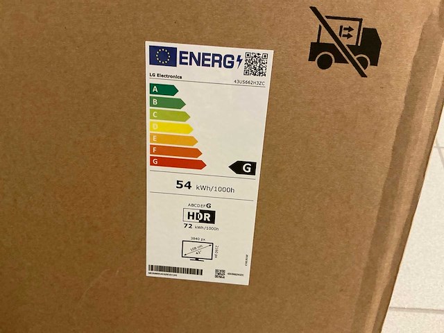 Lg 43” televisie - afbeelding 2 van  2