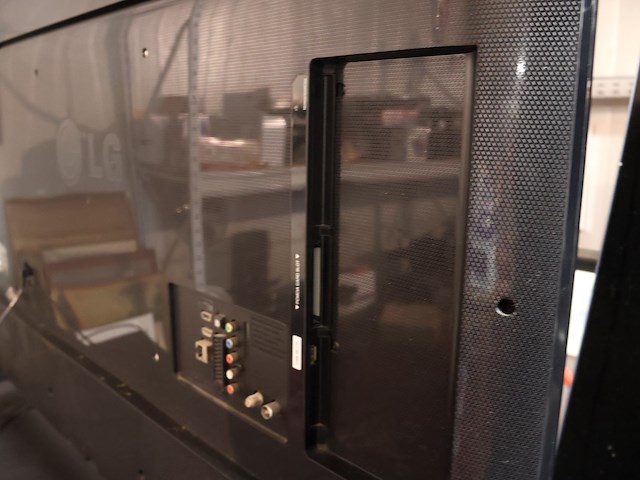 Lg 49 inch tv - afbeelding 6 van  7