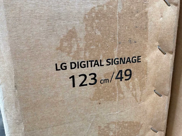 Lg 49xe4f-b full hd signage display - afbeelding 4 van  5