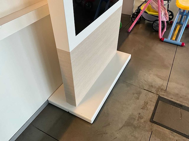 Lg 55 inch signage display reclamezuil - afbeelding 6 van  13