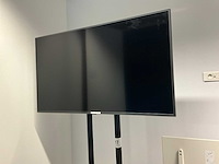 Lg 55lw340c 55" display op standaard - afbeelding 1 van  6