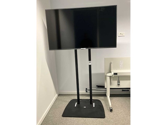 Lg 55lw340c 55" display op standaard - afbeelding 3 van  6