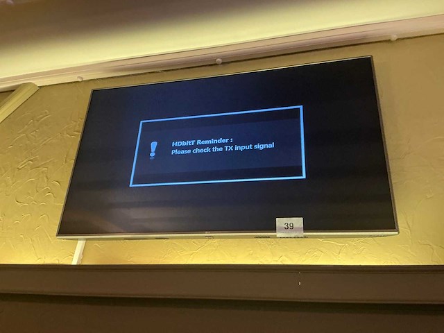 Lg 65” flatscreen televisie - afbeelding 1 van  3