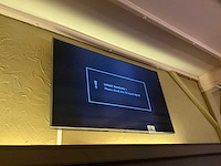 Lg 65” flatscreen televisie - afbeelding 2 van  3