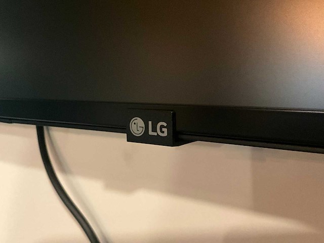 Lg 75um3dg-hj 75 inch pro led 4k display - afbeelding 4 van  5