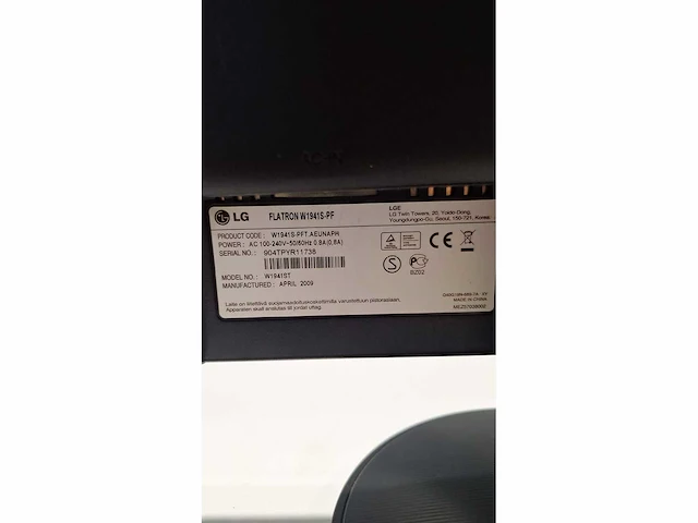 Lg flatron w1941s-pf — 18,5" lcd monitor - afbeelding 4 van  5
