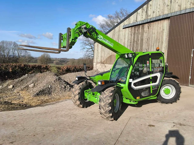 Lg merlot 33.7 telehandler - afbeelding 8 van  14
