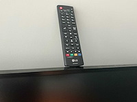 Lg poly beamers & projectie (2 tv schermen) - afbeelding 2 van  9
