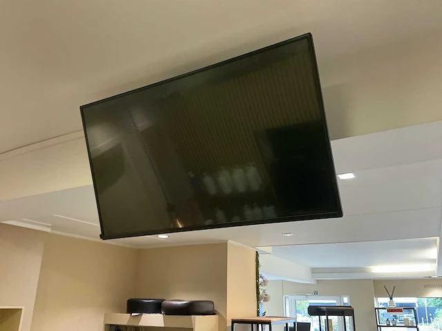 Lg professioneel digital signage display met afstandsbediening - afbeelding 1 van  7