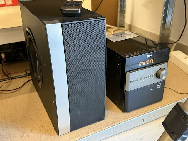 Lg radio systeem - afbeelding 1 van  3