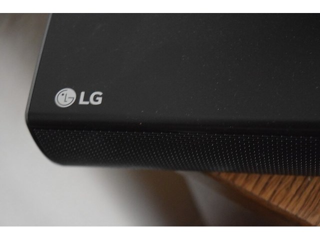 Lg surround systeem model 5j2 50/60hz 18w - afbeelding 2 van  6