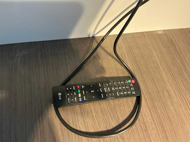 Lg televisie - afbeelding 2 van  2