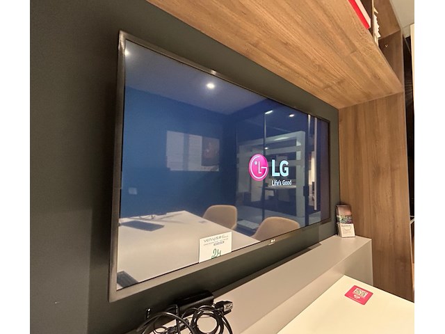 Lg tv - afbeelding 1 van  6