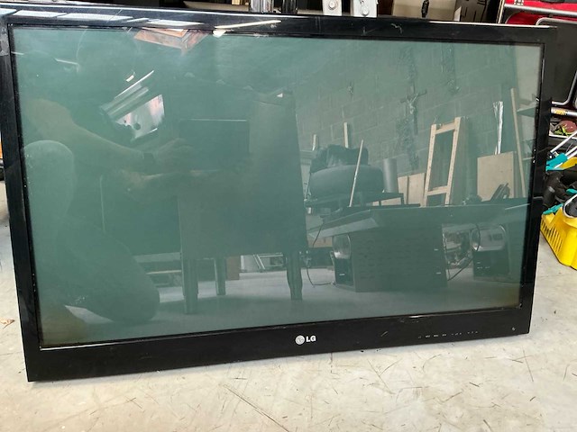 Lg,sunny,elements en medion tv schermen (5x) - afbeelding 1 van  4