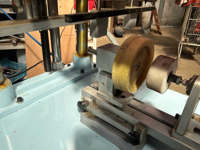 Lh syk1-c automatische en semi-automatische concave surface screenprinter - afbeelding 3 van  16