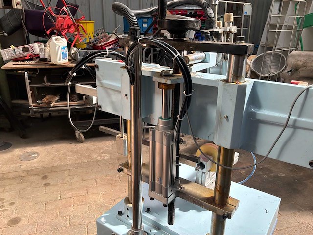 Lh syk1-c automatische en semi-automatische concave surface screenprinter - afbeelding 6 van  16