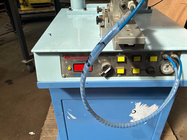 Lh syk1-c automatische en semi-automatische concave surface screenprinter - afbeelding 15 van  16