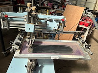 Lh syk1-c automatische en semi-automatische concave surface screenprinter - afbeelding 16 van  16