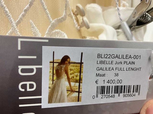 Libelle bruidsjurken (5x) - afbeelding 2 van  16