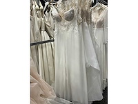 Libelle bruidsjurken (5x) - afbeelding 11 van  16