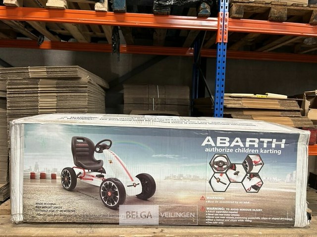 Licensed abarth children's pedal go-kart - black - afbeelding 2 van  4