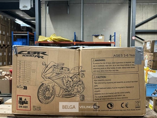 Licensed honda cbr 1000rr electric ride-on - afbeelding 3 van  4