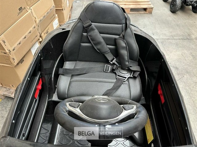 Licensed mercedes-benz c63 - black - afbeelding 7 van  8